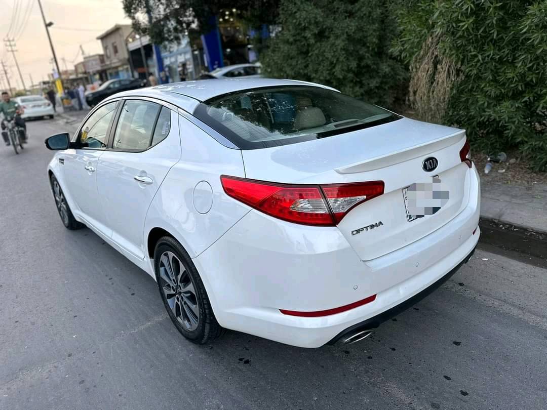 أوبتما ٢٠١٤ خليجي محرك ٢٤٠٠ دوش المرغوب مواصفات بدون فتحه 
مري شفط 
اشاير بالمري 
تحكمات أستيرن جهتين +شفتات 
ثلاث أنظمة قياده 
شاشة
بصمه تشغيل 
كفالة من الصبغ والتبديل السعر (١٥٣)ورقه $ وبيها مجال بسيط 
العنوان :الصقلاويه 
موبايل :***********