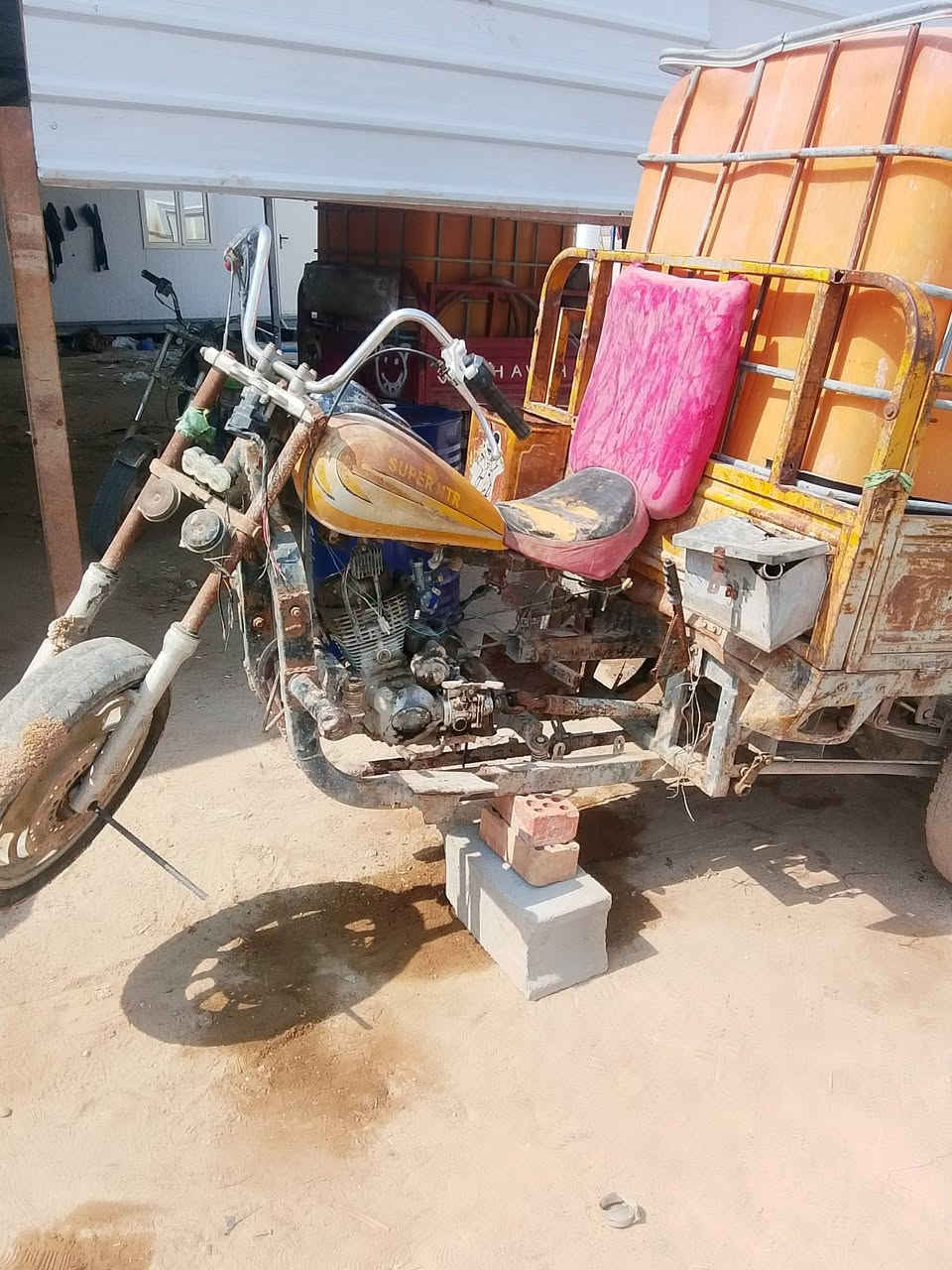ستوته لبيع اوراق بيها كطع بل شاصي عنوان البصره تنومه *********** قفل ب350
