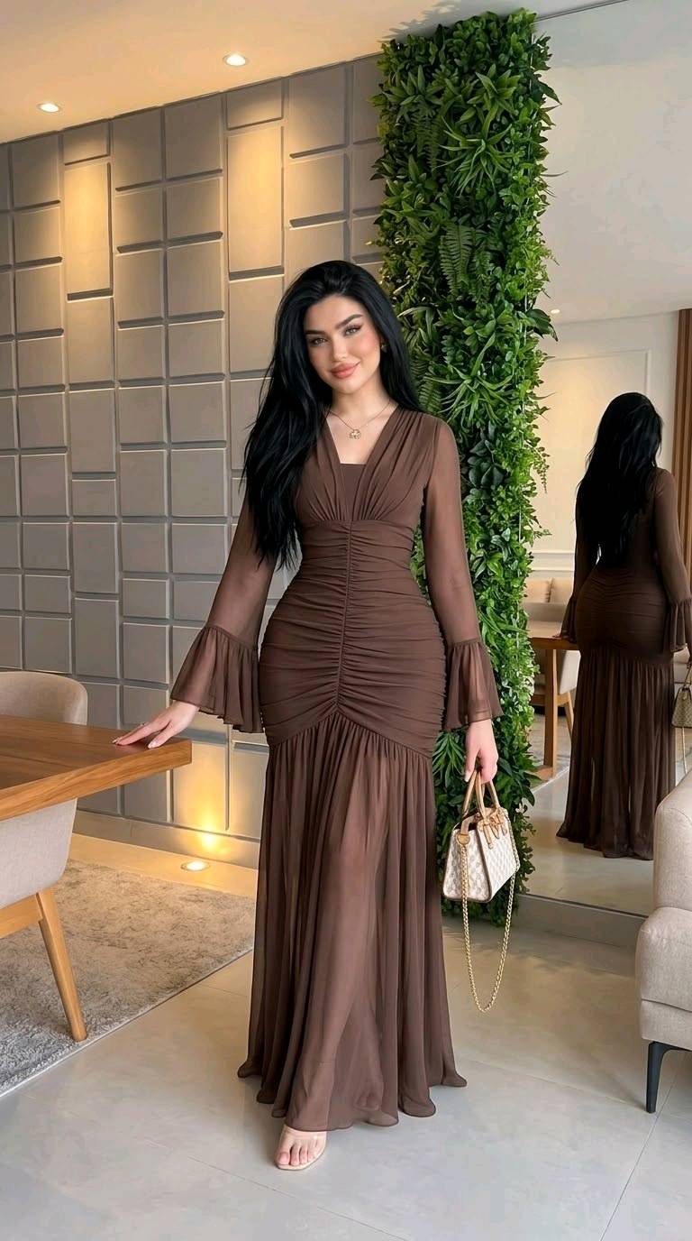 فساتين • للبيع