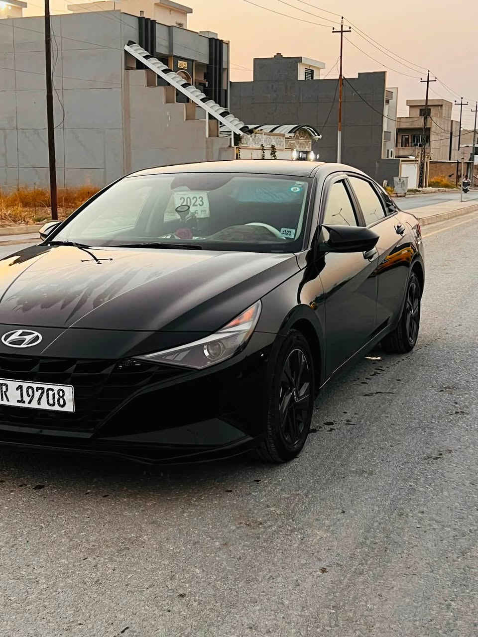 🚗 هيونداي النترا 2023 🚗
محرك دوش 20
كير محرك شرط 
بصمة تشغيل عن بعد +دبل بصمه 
صندوق ذكي
لون اسود 
رادارات نقطة عمياء( Blind-Spot Safety)
قيادة ذاتية (Driver Assistance)
رادار أمامي للتصادم (Forward Safety)
رادار ركن السيارة (Parking Safety)
تحكمات كاملة من الستيرن.
فتحة USB + بلوتوث + شاشة وسطية
إيرباگز (Airbags) سليمة 100%
ثلاث أنظمة قيادة
⚠️ الملاحظات: 
حادثها الجاملق الأمامي
الباب الأمامي اليمين تعديل بارد باب السايق وخلف السايق كلير خارج العراق 
بدون دواخل
ماشية 65ميل 
سنوية باسمي وشرط التحويل
السعر 138 اتصال ‏‪‬‏
موصل الايمن ***********
***********
