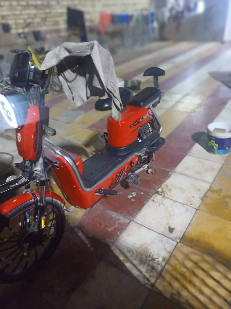 سلام عليكم شباب باسكل للبيع السعر 300وبي مجال اتصال ***********مكان كربلاء طوريج
