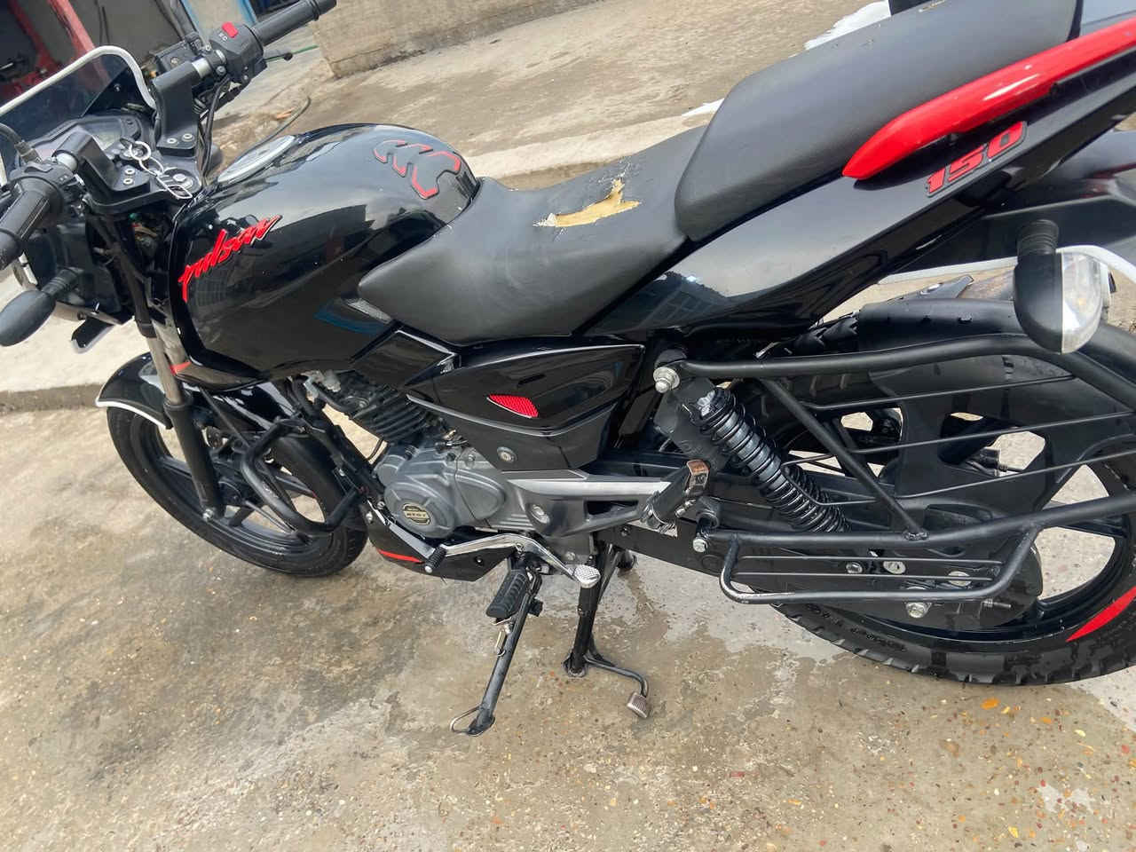 بولسر N150 • نضيفه • بدون وراق