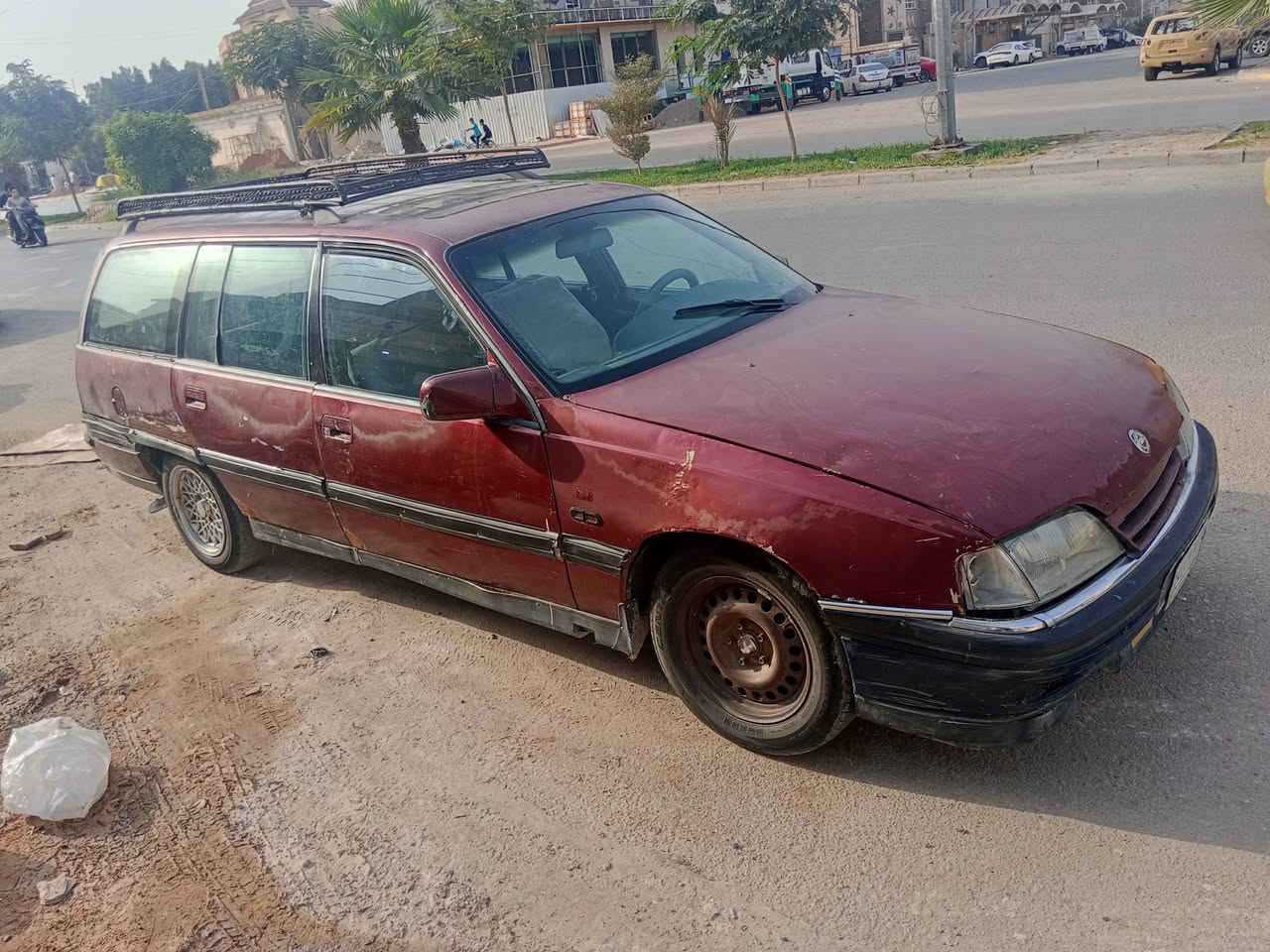 اوميغا استيشن • ١٩٩٢ • جير اوتوماتيك