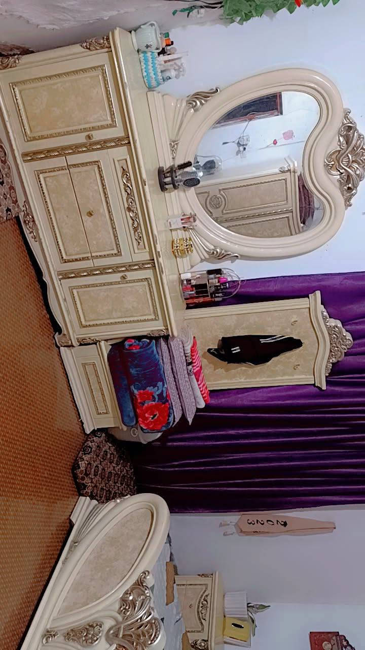 السلام عليكم غرفه البيع مكان فلوجه 
سعرها مناسب شراي يدخل خاص او واتساب 
***********
