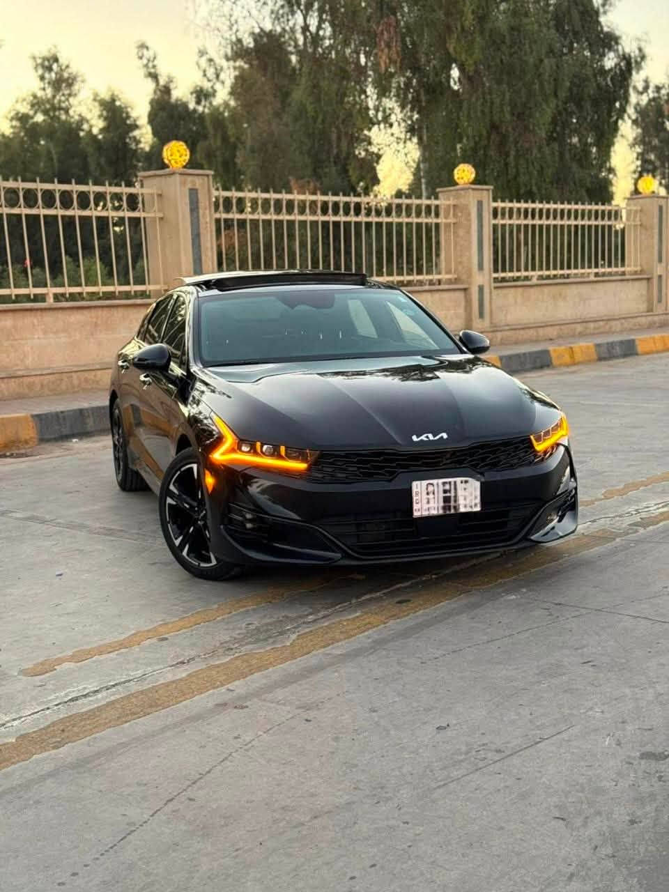 كي فايف k5 جيتي لاين
موديل /٢٠٢٤
رقم / اربيل باسمي

ماشيه /٢٩ كيلو
  محرك /١٦٠٠ توين تيربو 

حادث سياره / خشم بنيد فقط سياره كلش جديد 

مواصفات سياره/ بنوراما داخل اسود 

بصمة ابواب وتشغيل عن بعد

تحكم استيرن كامل 

 كشنات كهرباء

رادار امامي + خلفي (توقف خلفي ذاتي) 

شاشه كبيرة كار بلي( بلوتوث ، USB  AUX )

كشنات هيتر 

رادار امامي + خلفي

لد نهاري

‏انظمه قيادك 6

ويل كب 18

كروز سرعه ذكي  ( مثبت سرعه )

16-شاحن واير ليس 

17-سايد بريك بصمه 

‏18- GPS الخرائط

السعر /١٧٥ يعني دفتر و٧٥ ورقه 
*********** 
مكان سياره بغداد
