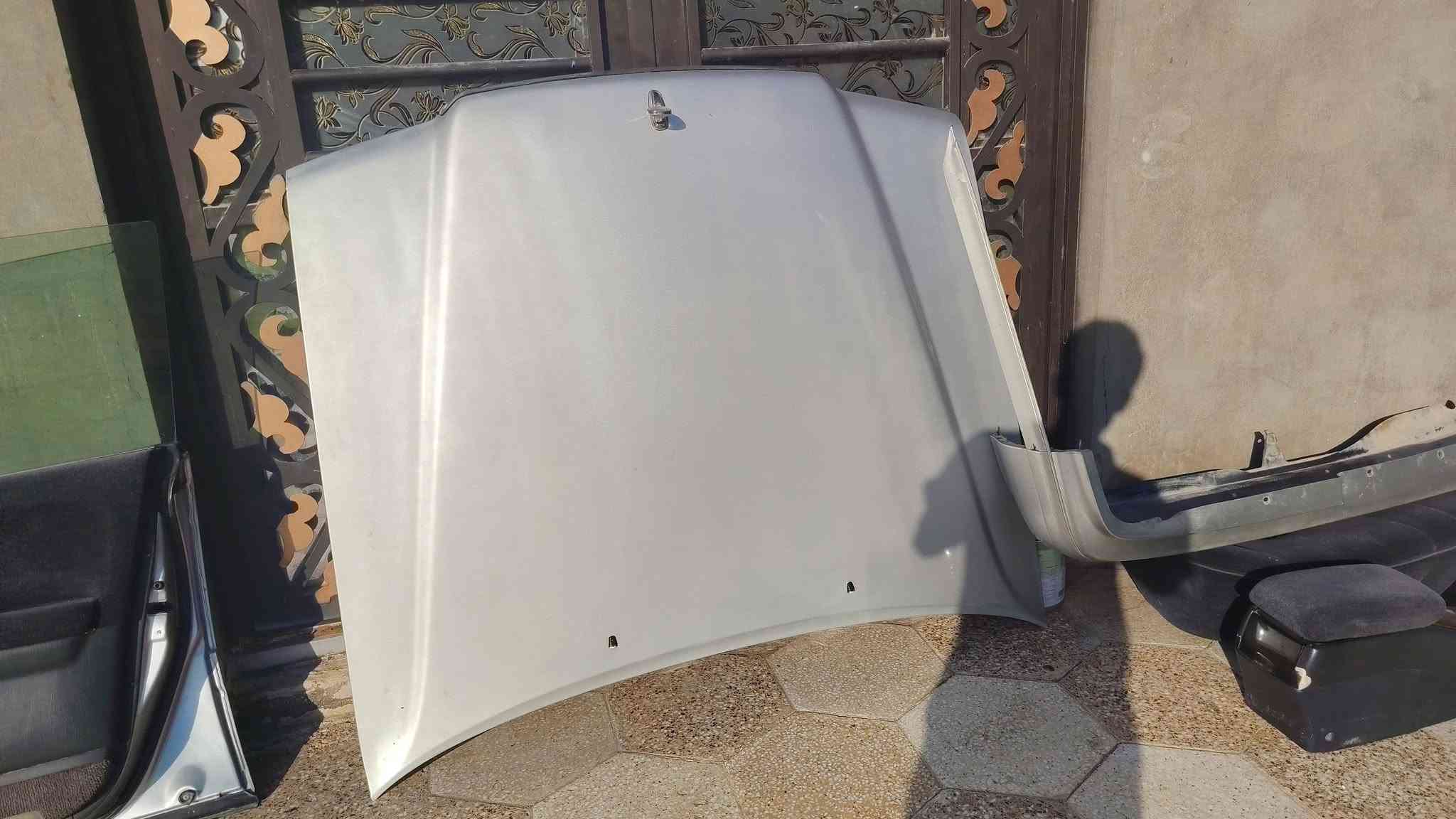 سلام عليكم فره وغرفه كامله راس الثور سلفريه نضيفات لبيع ***********
