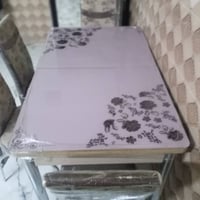 ميز طعام • ٤ كراسي • فريزر كبير