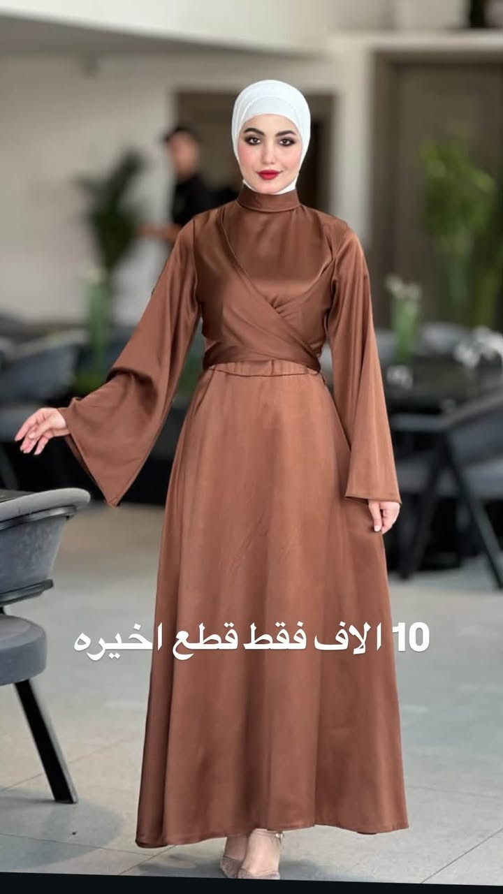 شلعة الكميه تقريبا 100 قطعه القطعه 10 الاف بعدهم بل جيس وتصويري الخاص هذا القياسات كاملة للتواصل خاص او ***********

نص مكتوب في الصور:
- 10 آلاف دينار
- 10 الاف دينار
- 10 الاف فقط قطع اخيره