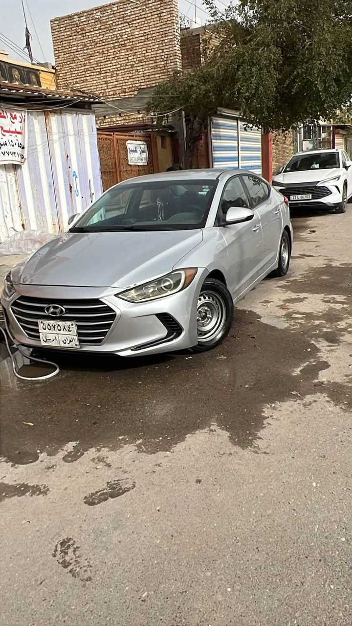 االنترا موديل 2017 وارد امريكي
مكينه 2000 دوش 

كير اي تي 

سياره حادثها  جاملغ خلفي وقبق الصندوق 

وبيها رش صبغ جاملغ الخلفي الثاني وربع الباب الخلفي رش فقط بدون معجون  ولا اكو ضرر بلحوض ضربه حادثها بسيط بس الي معمرها غشيم مو ابو مصلحه  

السيارة نصبتها حلوه 

حداددية جديده 

تايرات جديدة 

تبريد ماشاء الله 

السيارة موقعها بغداد الحسينية 

اذا شراي وجناي تعال شوفها وما نختلف قبل ما تجي خابرني اكلك بهيج سعر عارضها تفيدك تعال ونتراهم 
سياره عوزها ترتيبات بسيطه. 
ا 95 ورقه  وي ترتيباتها تكمل عليك ب100 جوه الميه 
وسعرها مناسب محسب حساب للترتيبات وللرقم 

*********** اكثر شي موجود بعد العصر
