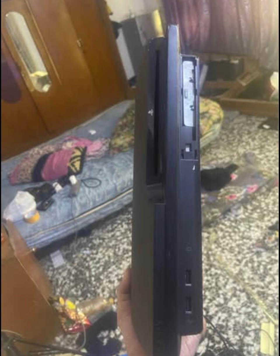 بلي ثري للبيع يشتغل ويفصل ابيع هيج هالموجود فحم يعني لا تسألني شبي ما بي اني ما موديه للمصلح ولا تسألني مفتوح لا ابيع الك هيج فحم هذا گدامك منك للمصلح ادزلك فيدو توضيحي  من اشغله وتدلل اني اخذته هيج فحم ابيع فحم يصلح باب الشرجي او اي مصلح گالولي ب20 الف اني ما اريد أصلحه مالي خلك ابيع هيج حتى لا اتعبك ولا أتعبني بالاسئلة 
ب60 بي مجال للشراي وياه يدات اثنين شغالات وكيبلات تشغيل شغالات واير شحن 

عندي توصيل 🚚 5 الاف لكل المحافظات 
رقمي *********** 
مكاني بغداد ام الكبر مقابيل مدينه الصدر قطاع 26 بغداد, العراق
