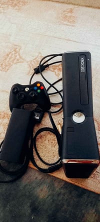 اكس بوكس 360 • كامل • مع ألعاب