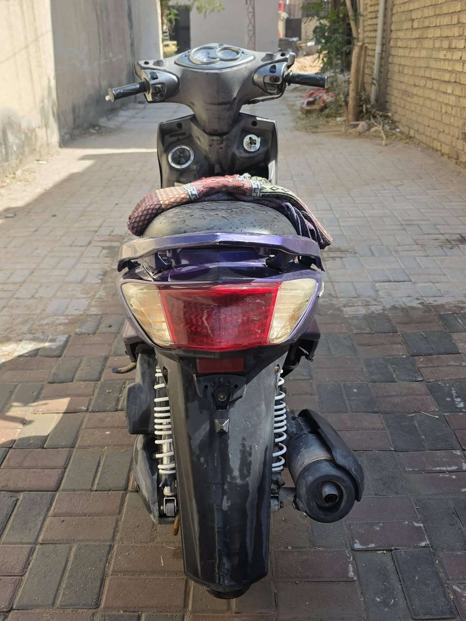 سكنس فحل للبيع دراجه مفوله مكفوله من كلشي مكينه كهربائيات كله مكفول نكره سلف بكل وكت سعره 550 مكاني طويريج متوازي على بيعته  ***********
