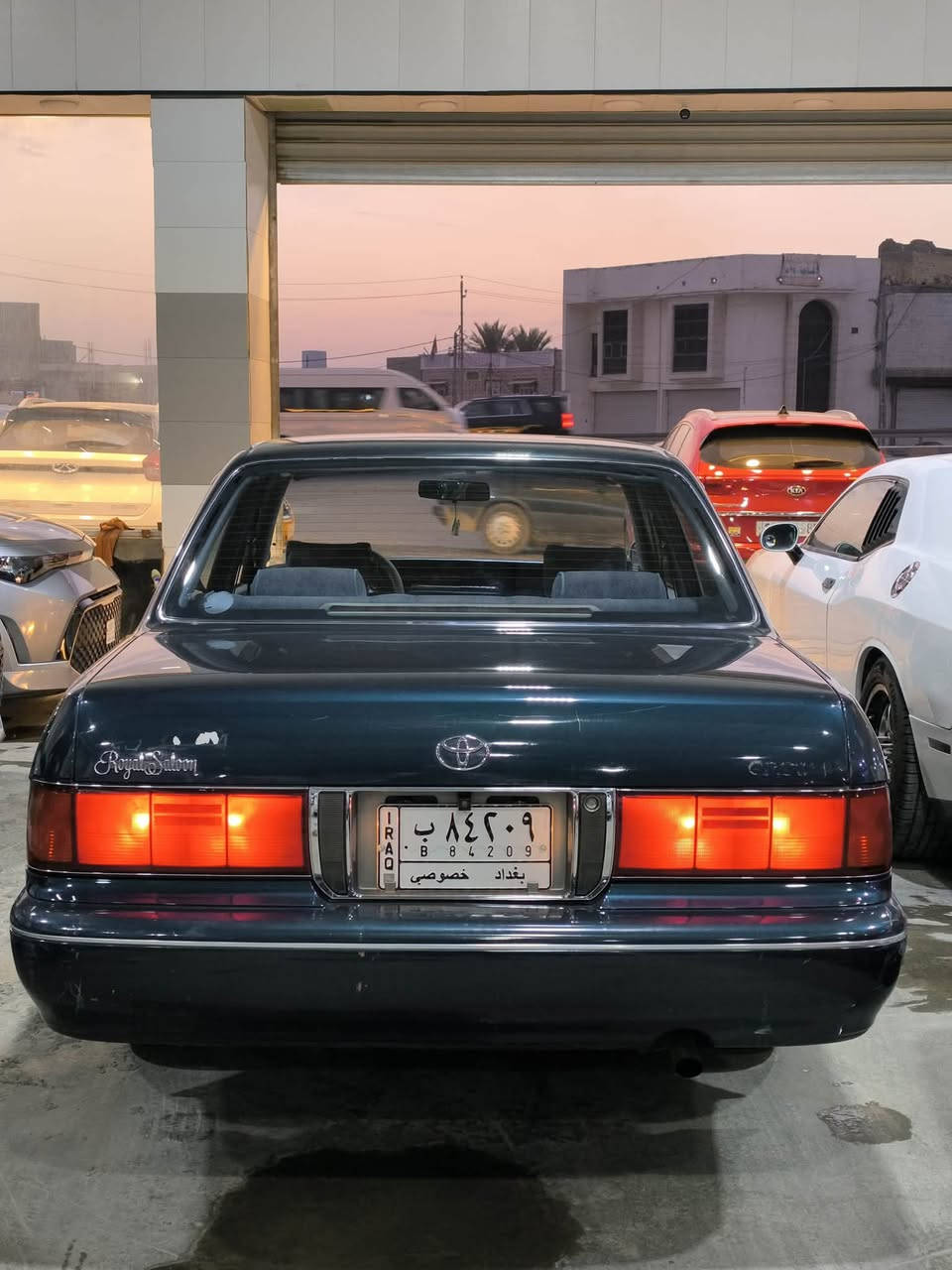 السلام عليكم سوبر راس الثور مديل 1992السياره جديده حيل السياره صبغ بيهه بس نص الباب الصدر السياره تبريدثلج مكينه وكير مكفول شغل وروح الاي مكان السياره رقم بغداد اباسمي تحويل ثاني يوم سعر السياره 85ورقه للاستفسار ***********

