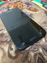 سامسونج J7 • ٦٤ جيجا • شاشة مكسورة