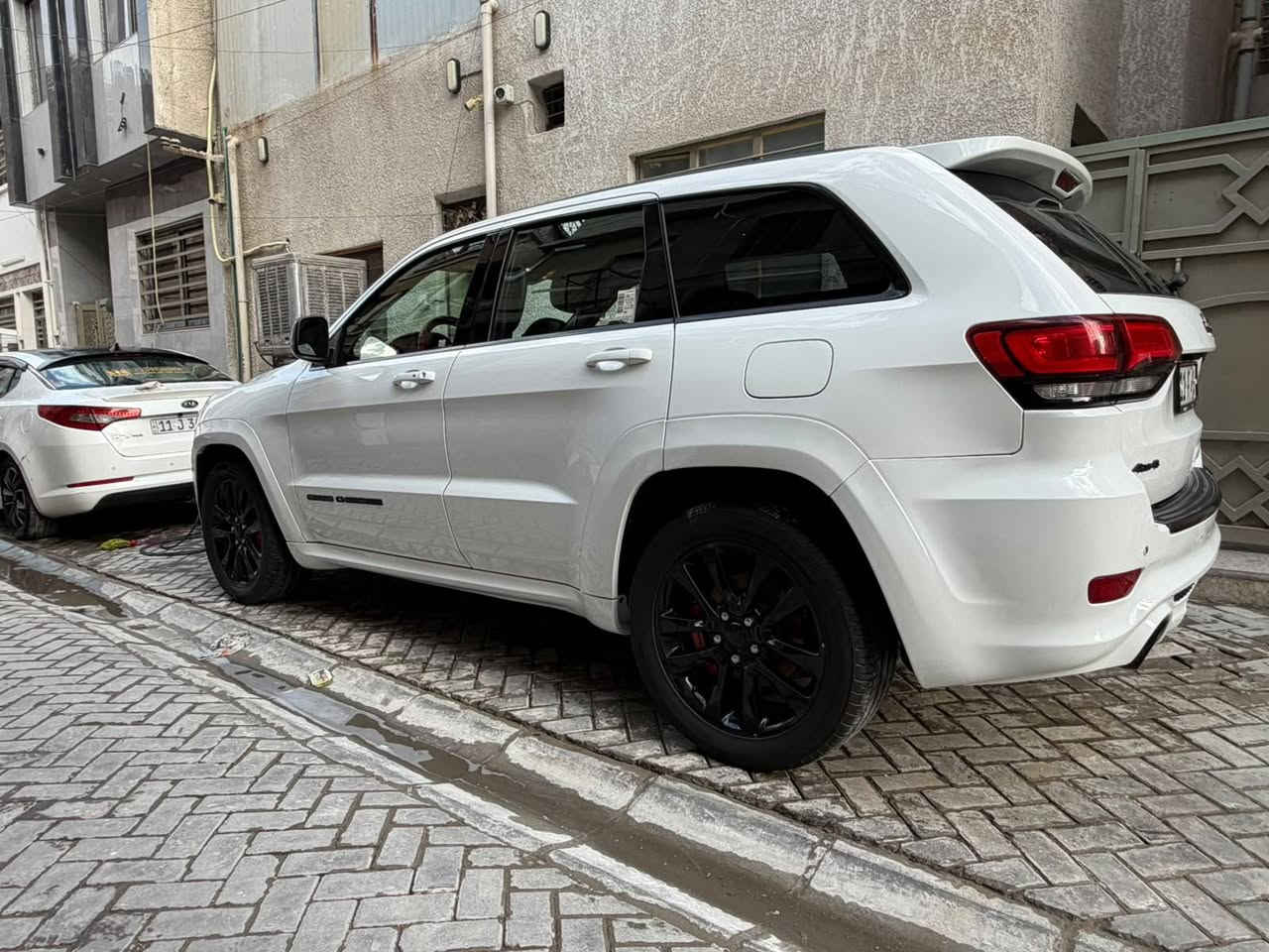 جيب بلاك توب • ٢٠١٨ • SRT