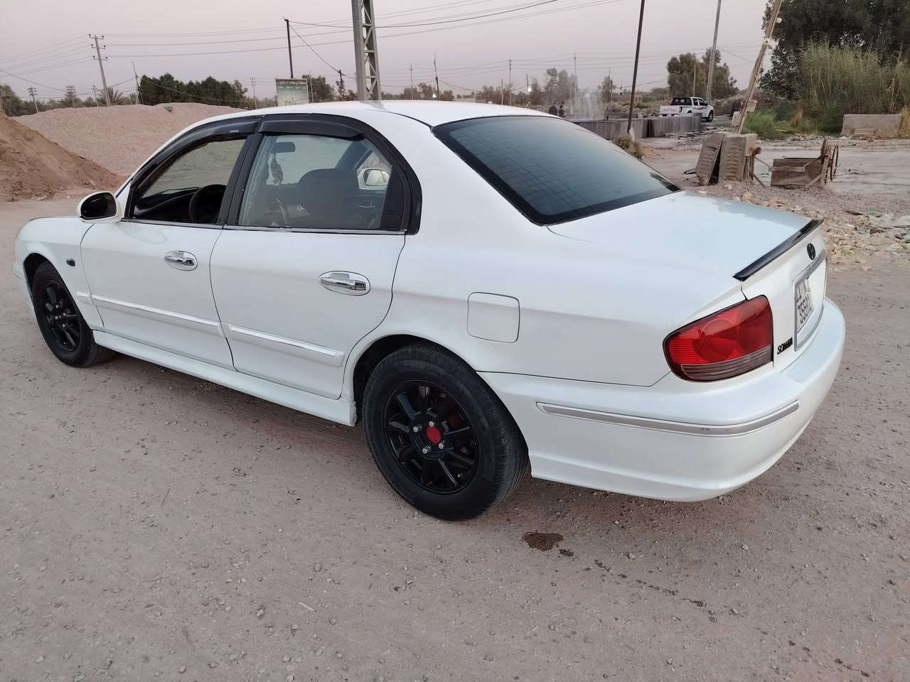 سوناتا وفود
2001 بغداد
سنويه 2030
محرك وكير حاويه جدد
حداديه جديده 
كهربائيات كله شغاله
مصبوغه عام جماليه 
تبريد جديد 
كامره . وشاشه 
هزه جديده 
السعر 60
ديوانيه قضاء البدير
***********
