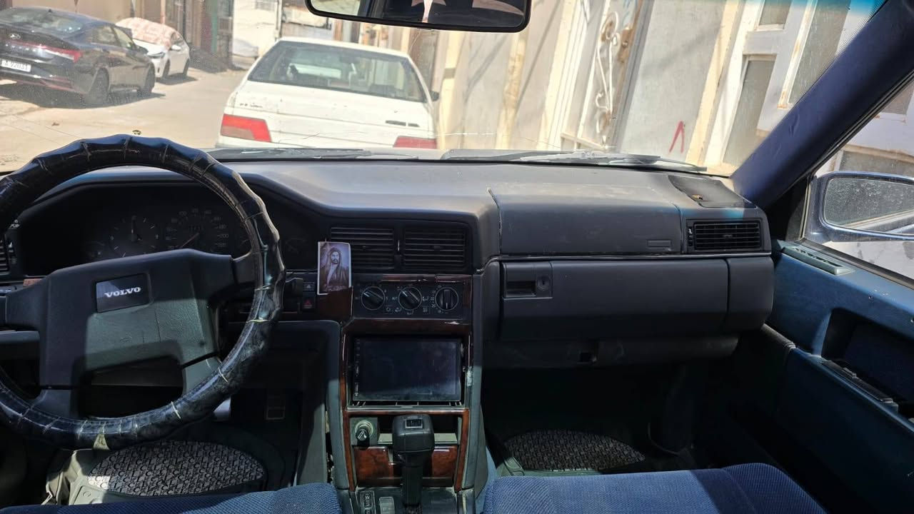 فولفو 960 مديل 92
مكينه وكير بلاد السياره كلها شغال
تبريد شغال السعر 48 وبيها مجال بسيط مداور ثاني يوم
مكلف بلنشر للاستفسار الاتصال على الرقم ***********
