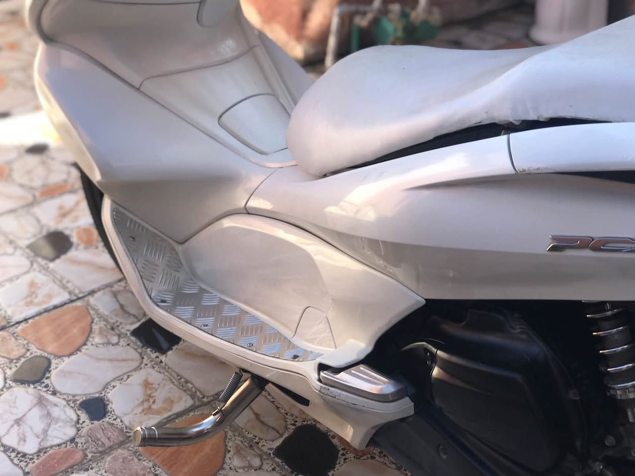 دراجة PCXالجيل الول دراجة نضيفه رمبة دراجة يباني مديل 2016 بيهة وراق كملة السعر 14 بيهة مجل بصيط الاستفسار ***********
