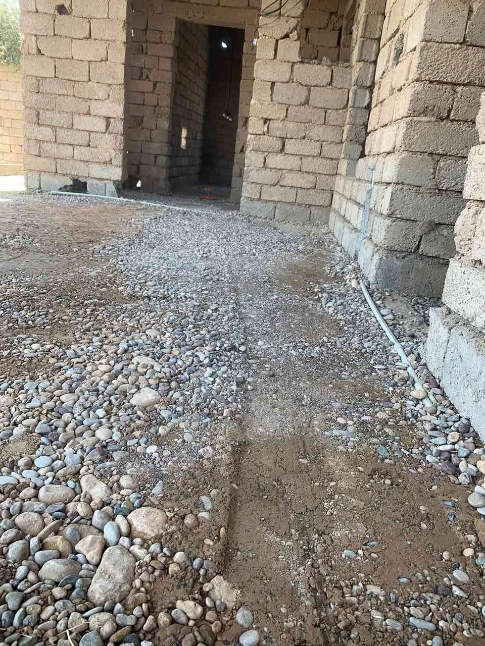 السلام عليكم 
يوجد حادلة  لحدل البيوت والثيلات والحواش (حدل بلا  لاش كبل طبق سيراميك) للاتصال ***********. 
والأسعار مناسبة أن شاء الله
