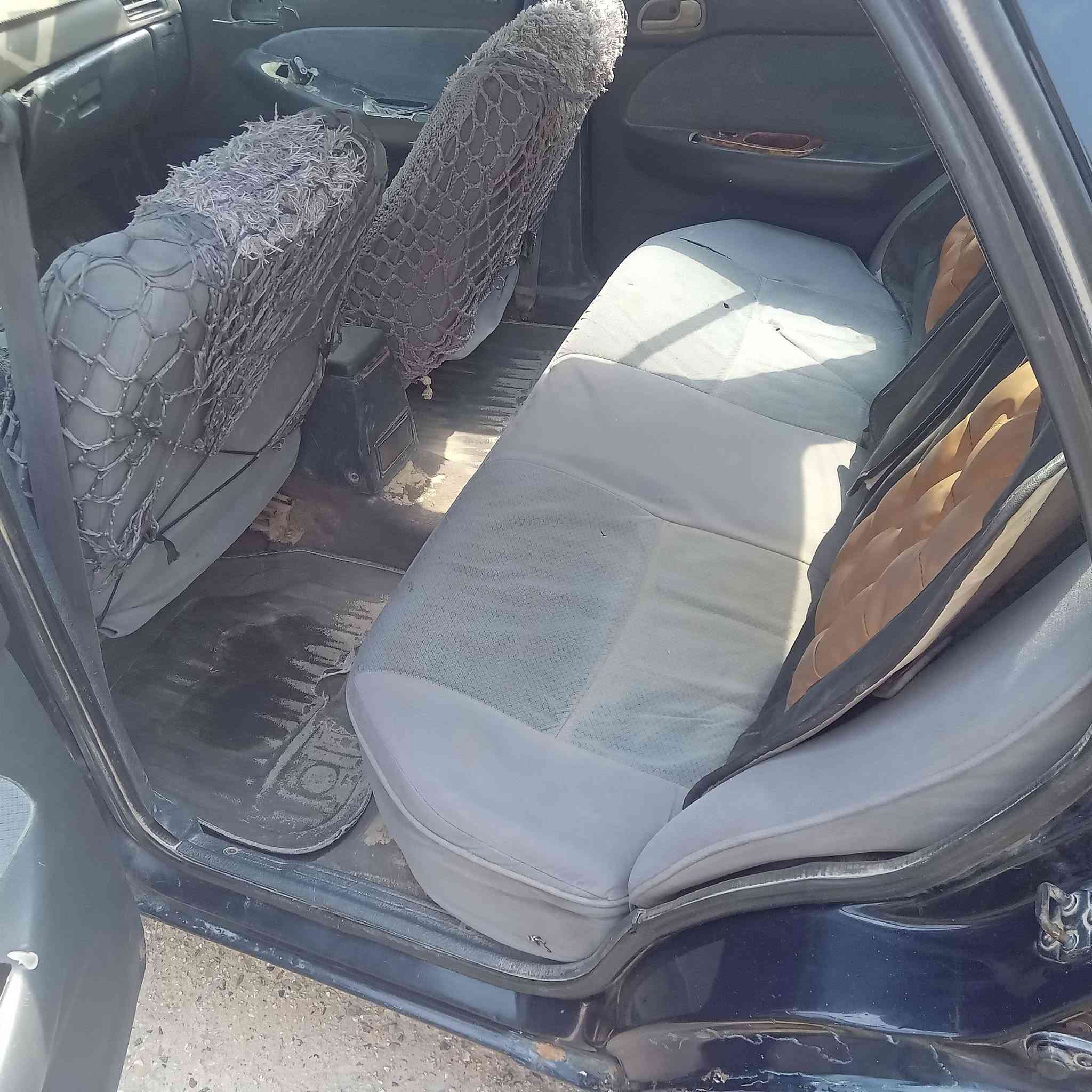السلام عليكم سيفيا موديل ٩٣ بسمي رقم انكليزي بغداد احولك شوكت ميعجبك سنوية لل٣٠  محرك مسكر كير عادي كهربائيات كلة شغال سيارة جاهزة مصبوغة عام للجمالية عوزهة بس ترتيب الداخل دوشمة  و يدات امامي فقط  السعر ٢٨ وبيها مجال تعال كلب وشوف بعينك وتدلل عل سعر  للا ستفسار *********** متواجد خاص
