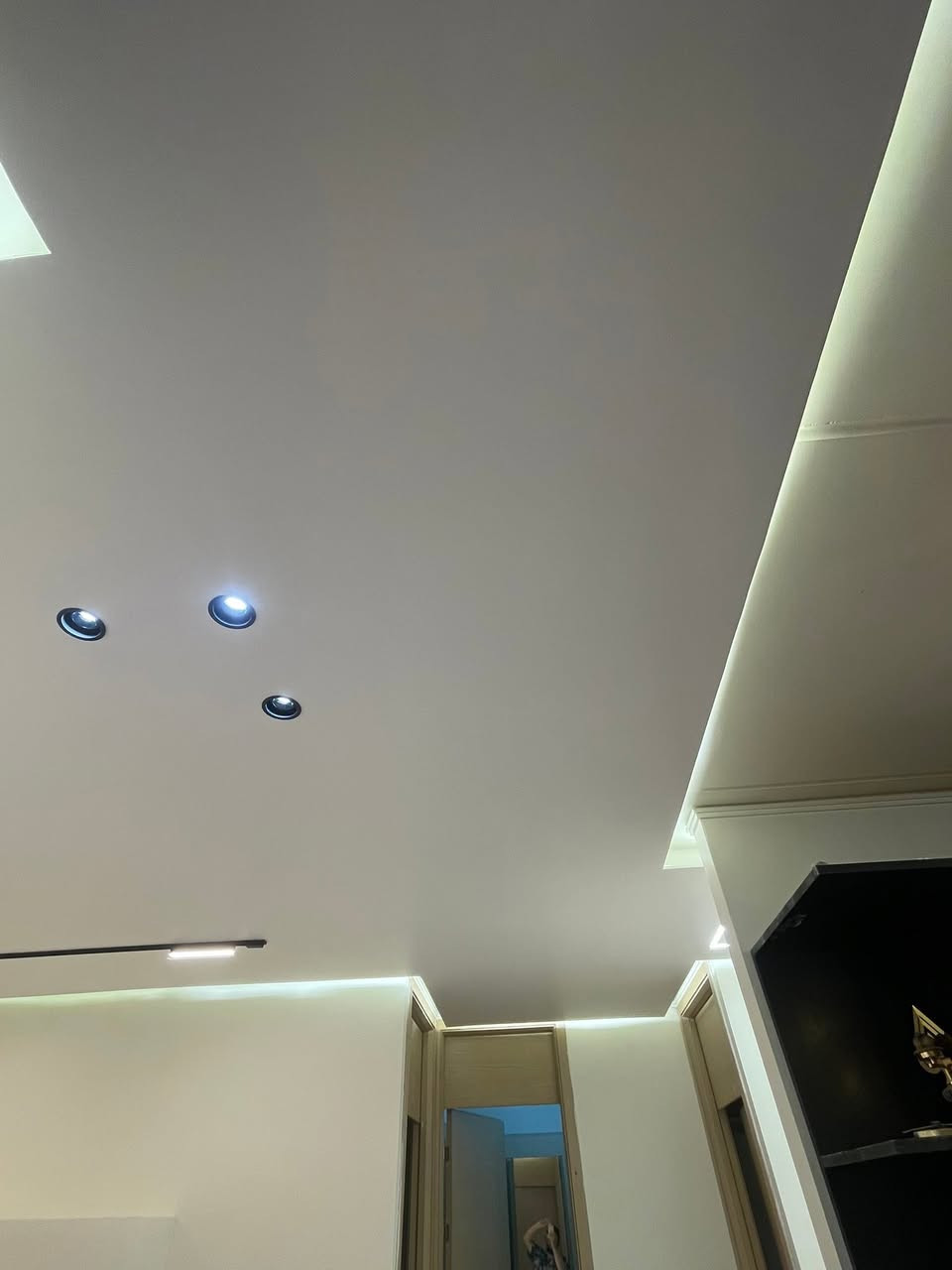 ✨ عمار حسن
ديكور مغربي بلمسة فخامة ✨
شغل مرتب • ذوق راقي • تنفيذ احترافي
📍 بسماية
📞 ***********
