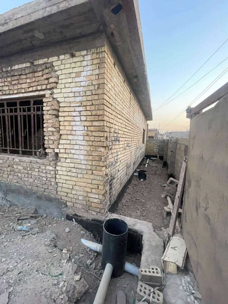 بيت للبيع مساحه 190 متر (ركن)هيكل
منطقة الزعفرانية (زراعي منطقة بيت سفيح بصف منطقة الأمانه شارع سيد هاشم)
رقم الهاتف ***********
