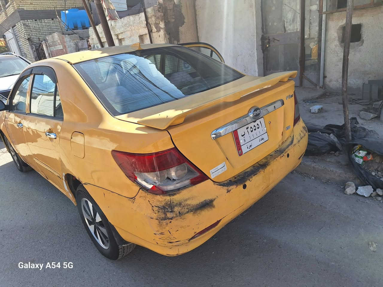 السلام عليكم .. بي واي دي F3 گير اوتوماتيك مكينه متسوبيشي بلادي گشرهه واضح بالصور كهرائيات شغاله السعر 38 وبيها مجال بسيط مكاني بغداد / البياع ***********
