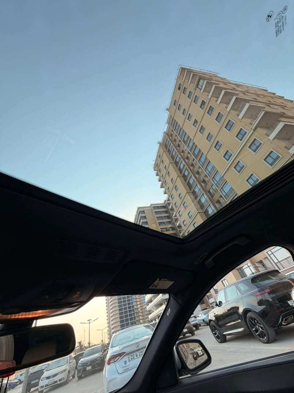 بي ام دبليو 740 • ٢٠١١ • مجمع بوابة العراق