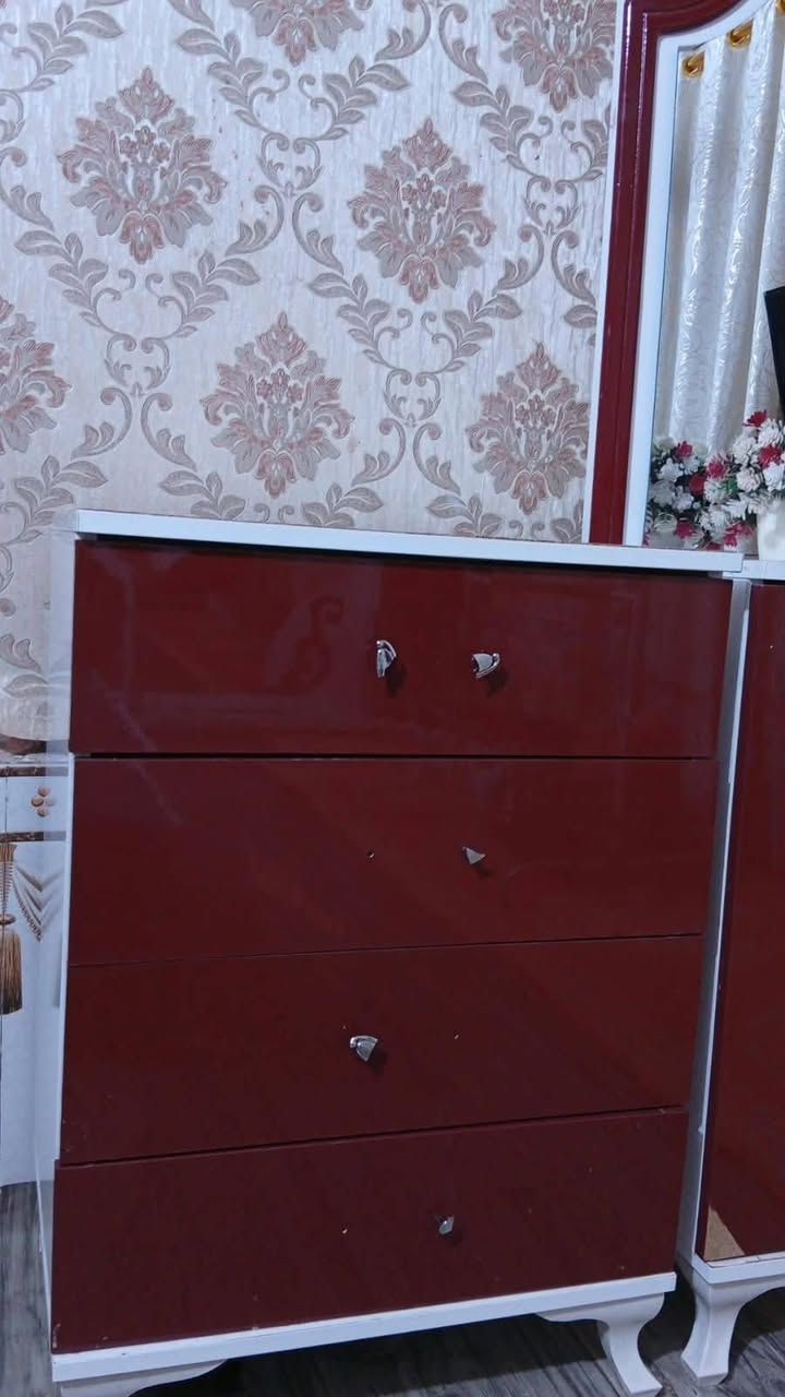 غرفه تركيه نضيفه سعره مناسب مكانه بصره
