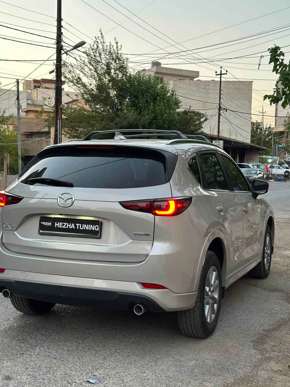 بسم الله 

مازدا cx5 2025

سەیارەیاکی جوانو کەم رۆشتو

تەنها ٥٠٠٠ رۆشتوە 

بس بۆنید بۆیاخە بێ ناو گرتن 

ئێرباگ ی سوکان تەقیوە تێ کراوەتەوە 

مواسەفات select

خەتی جادە

                                                                            AWD

کشن جلد بۆنی شەریکەی لێ دێت

***********
‏
___________________________________

بسم الله 

مازدا cx5 موديل ٢٠٢٥ 

السيارة ماشيه ٥٠٠٠ فقط جديدة 

بس بونيد مبدل و مصبغ

ايرباك سوكان طاك و مبدل

مواصفات select 

تحديد مسار و تحديد سرعة

السيارة تجي AWD يعني دفع رباعي

كشنات جلد و جديدات كلشي بيها

*********** السليمانية, العراق
