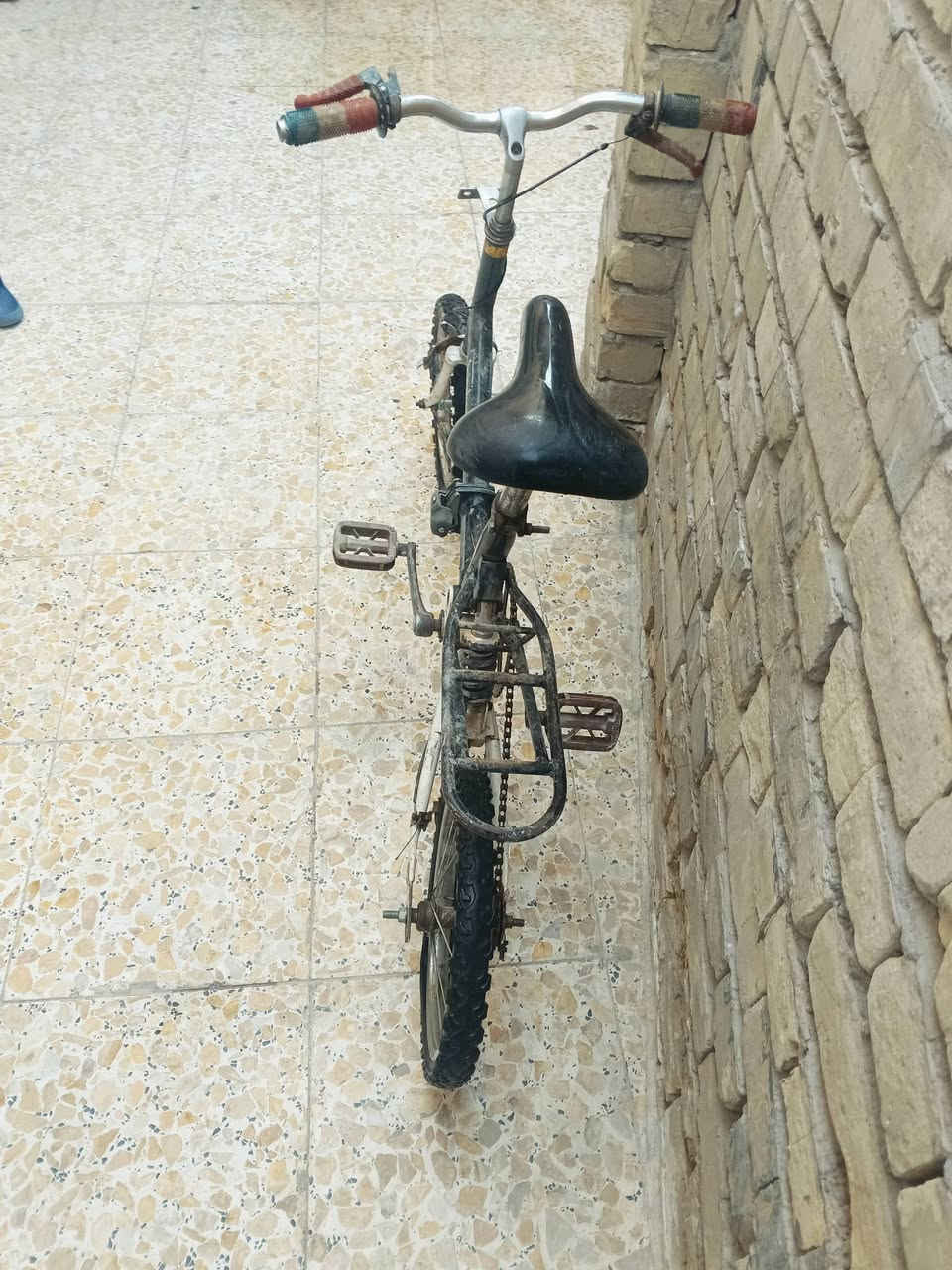 سلام عليكم بايسكل ألمانيأ بو الطبگة خوش نوعية يتحمل وزن فقط بنچر تايرات الخلفي والأمامي لان تارگه صار فترة كلشي مابيه باسكل حلو ومرتب عنواني : بغداد الأمين الثانية للاستفسار راسلني ماسنجر أو *********** آسيا.
