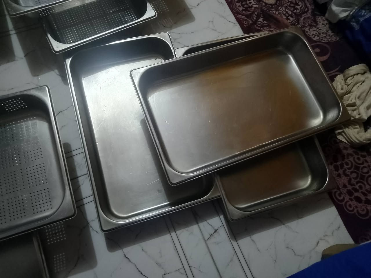 يمعودين يرحم والديك المايشتري لايراسل ولليحجي ولليدخل خاص رحمه لوالديكم ملينه من الوعود الكاذبه والله ماادري من تسوي هيج شتحس روحك استغفر الله 
اخوان نواعم جدد
بلانكوات مع مصافي 
سجاجين
طباخ
مكاني بغداد مدينه الصدر 
واسعارهن حلوه بس كون عندك كلمه وتاخذهن مو جاي وبعد نااشوفك قطع الاعناق ولاقطع الرزاق اتمنى تفتهمون 
***********
