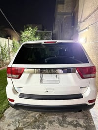 جراند شيروكي لاريدو • ٢٠١٢ • محرك ٣٦٠٠