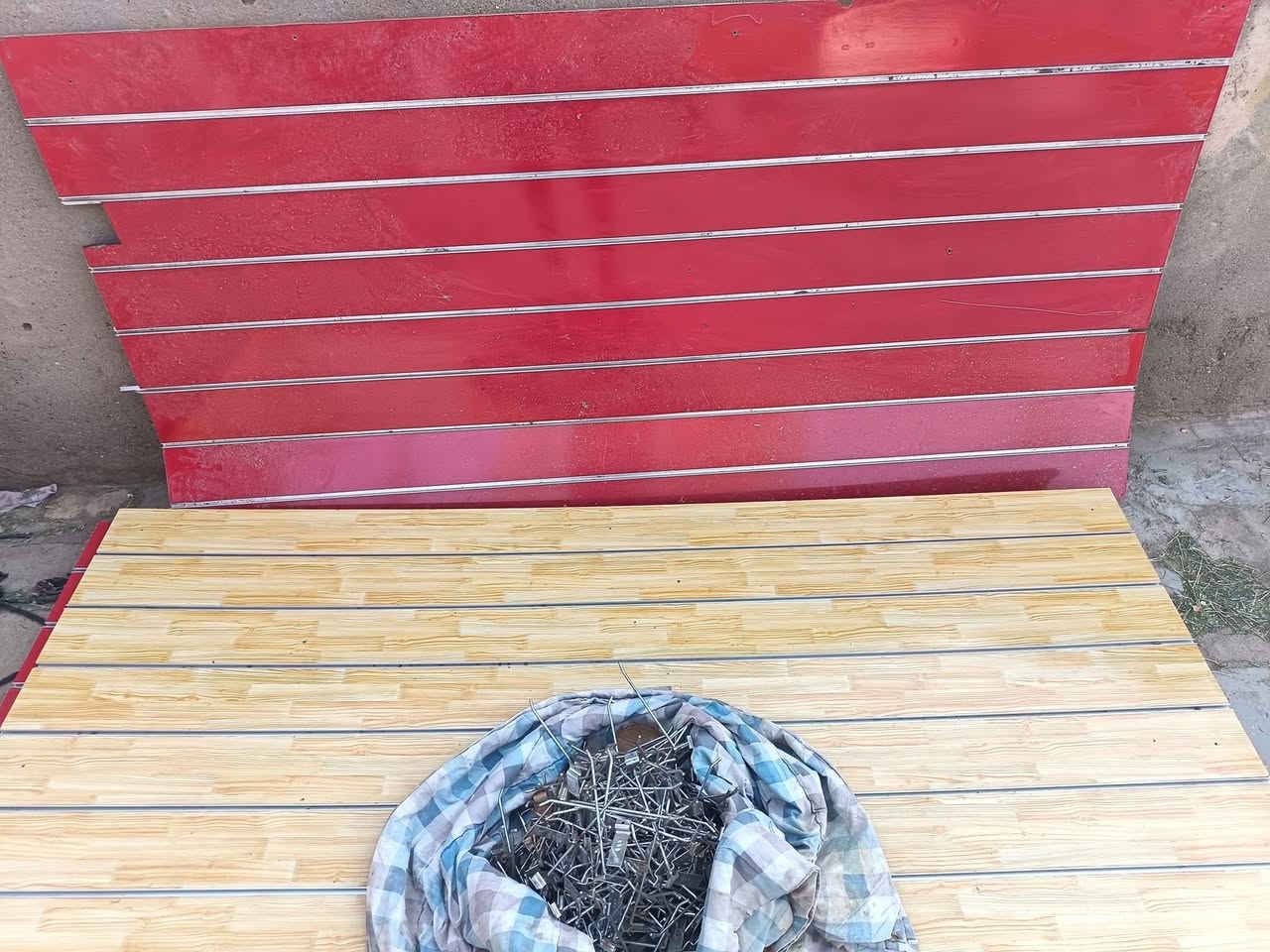 سلام عليكم.  اغراض للبيع مكان كحلاء جدد ***********
