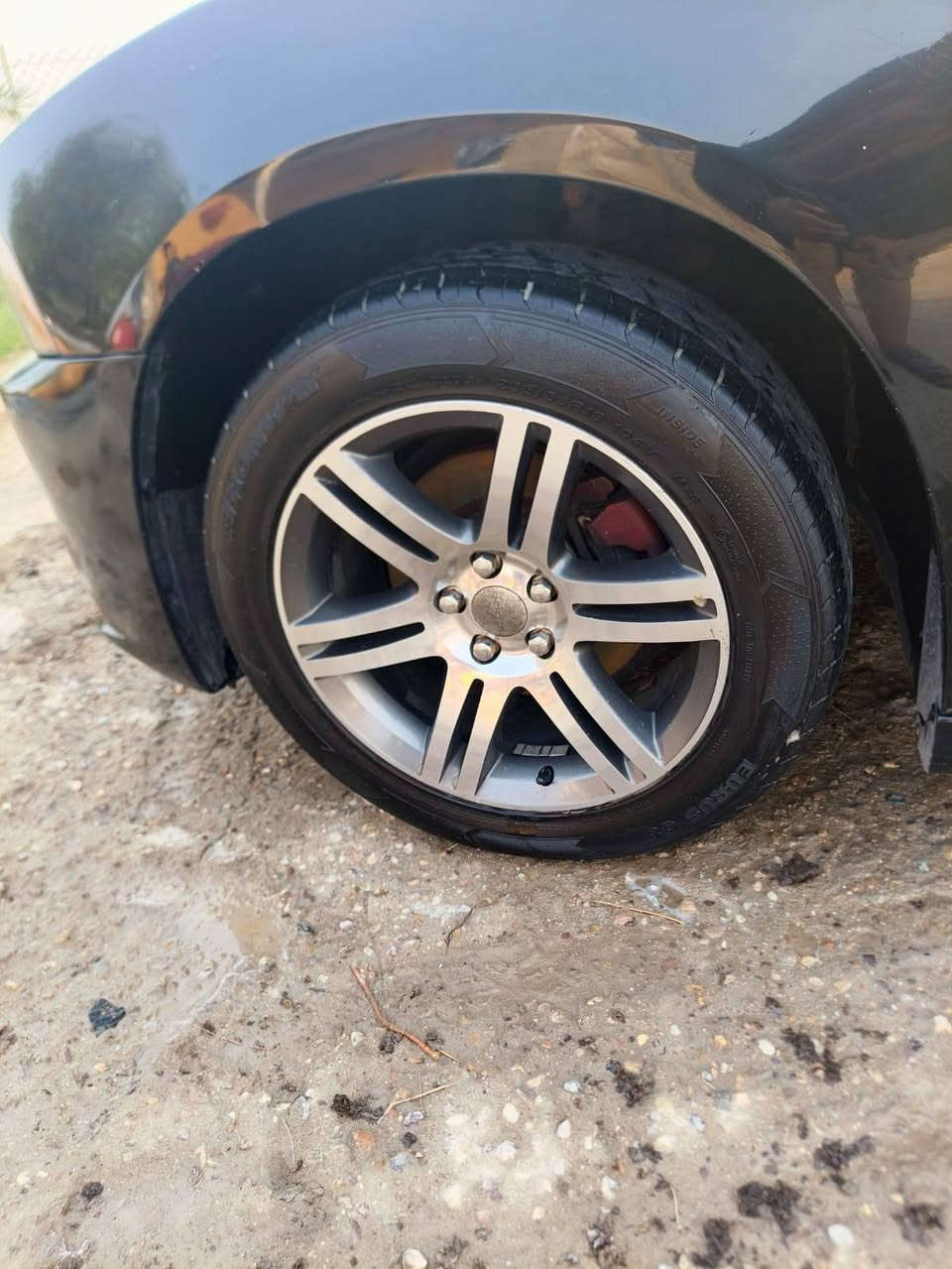 جارجر موديل 14 خليجي كنديه كفاله عامه من تبديل وضربه فقط صبغ جماله بمريكه رقم ميسان سياره ما مشتغله خط دوم الله شاهد ماشيه 200 أصل حداديه تخم تاير سنويه ل31 ربع ما تصرف عليها مكان ميسان سعر 150 وبيه مجال شراي ينتصل ***********
