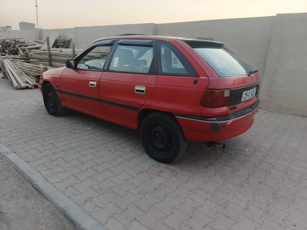 اوبل استرا موديل 1993 رقم كركوك مشروع وطني دولي سنويه جديده لحد 2031 بيها بطاقه بنزين سياره بلاديه بدون صبغ بدون ضرر بدون تبديل محرك 16 باور سعر 29 ورقه هذا رقمي*********** مكان سيارة كركوك
