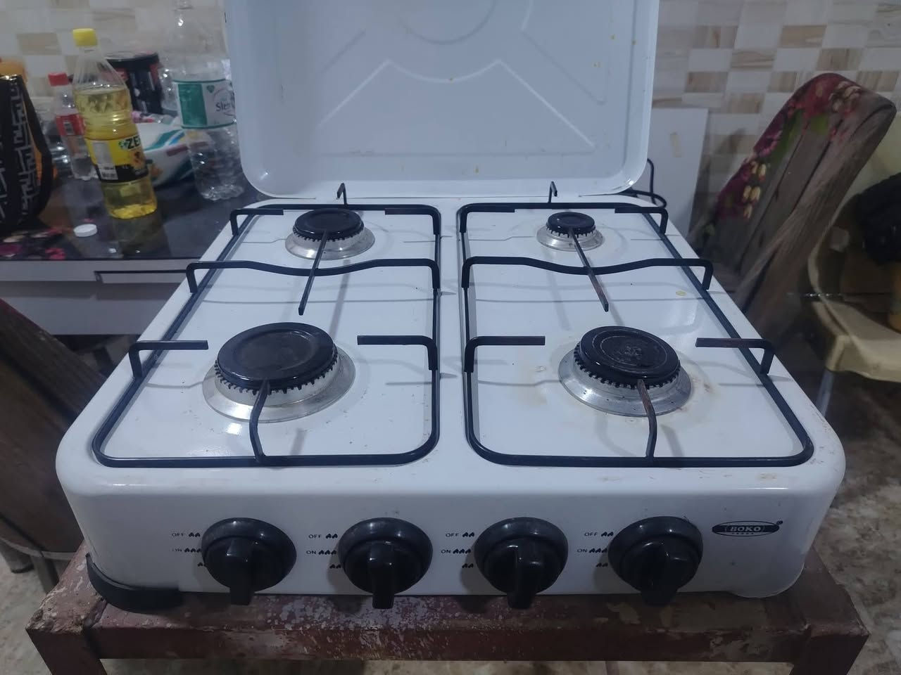 طباخ للبيع نظيف وشغال، تأخذه شرط الفحص  السعر 30 الف، خابر وتدلل
***********
 +964 750 864 4975
