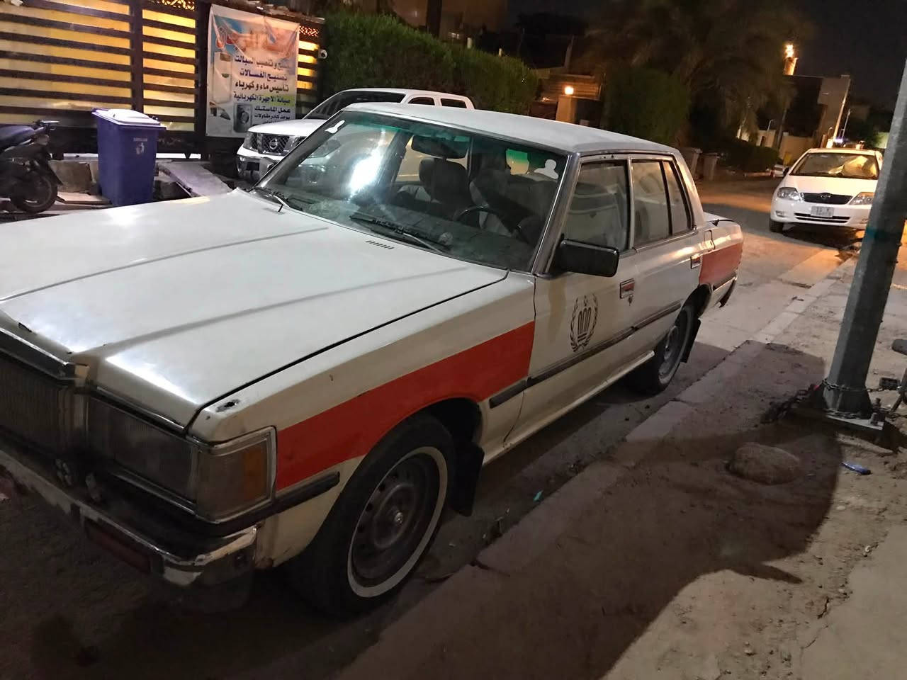 من رخصت الادمن كراون موديل 81السعر 18ورقة اوبيهة مجال شرط التحويل ***********
