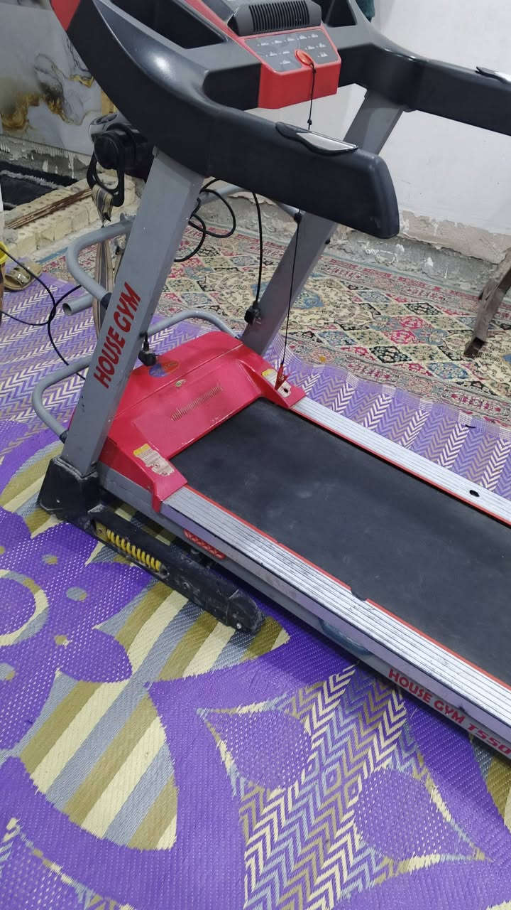 جهاز جري شغال للبيع سعره 200 وبي مجال بي اوكس وبي بنكات هواء بي جبلي
***********

