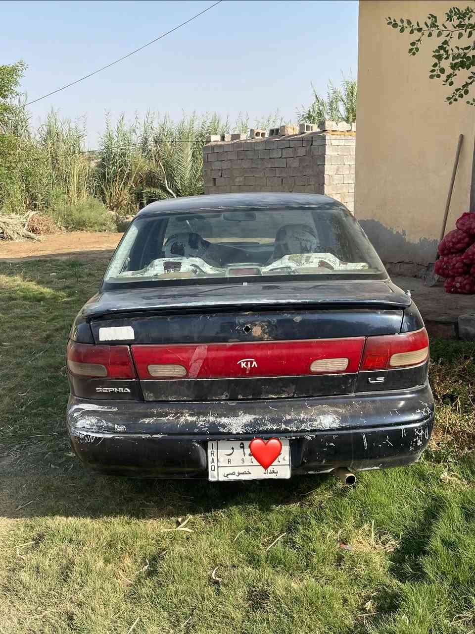 سلام عليكم
كيا سفيا للبيع موديل 1995 محرك صغير كير  عادي محرك كير جديد سياره نضيفه كاعده كهربايات زنون جديد تخم تاير جديد سياره خير من الله رقم بغداد مكان واسط صويره لالستفسار ***********
