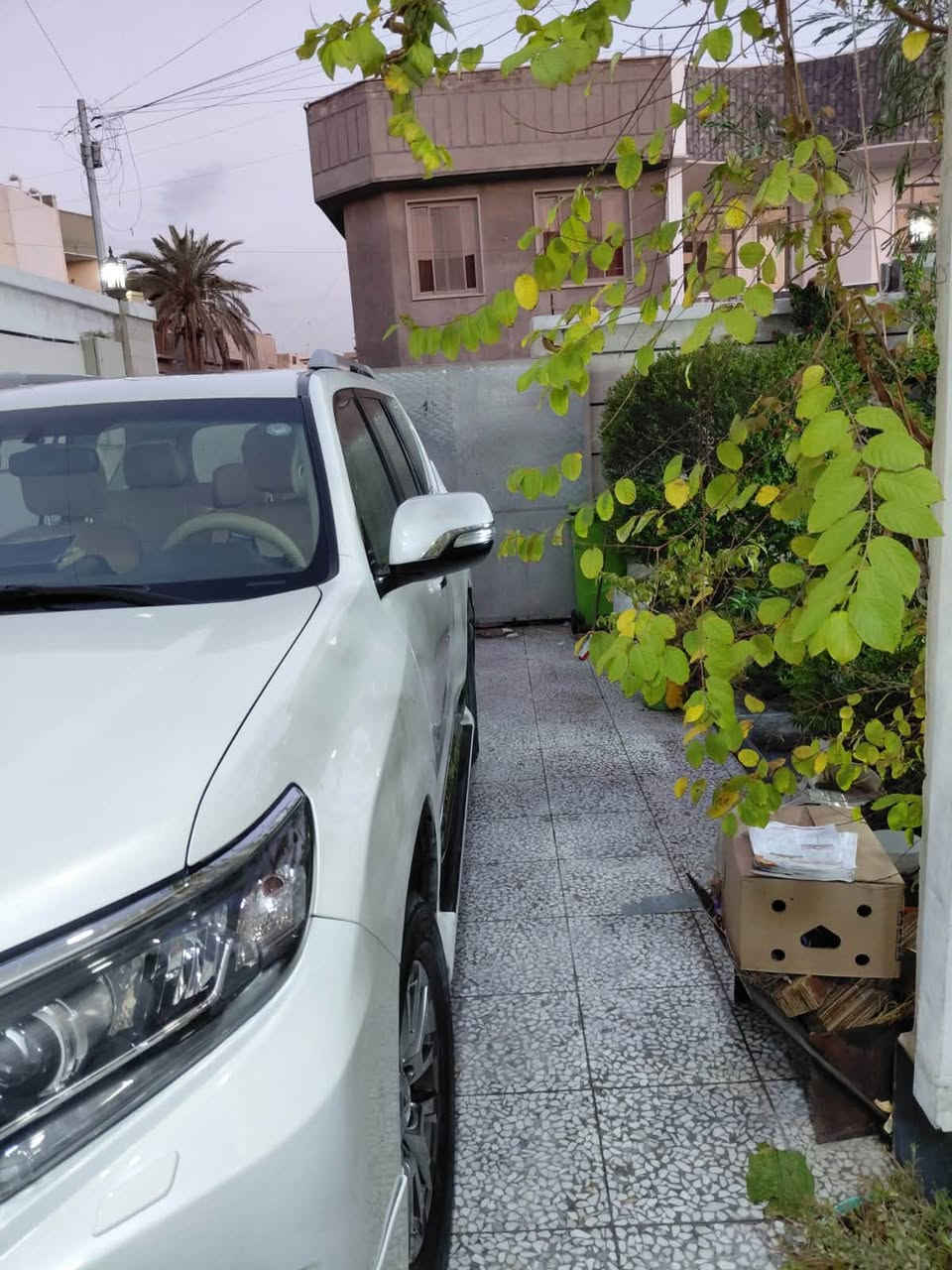٢٠٢٠ اربيل محرك٤ سلندرvxسياره باسمي كشن كهربا جلد فتحه دبل تانكي سعرها ٣٤٢ عنوان بغداد ***********
