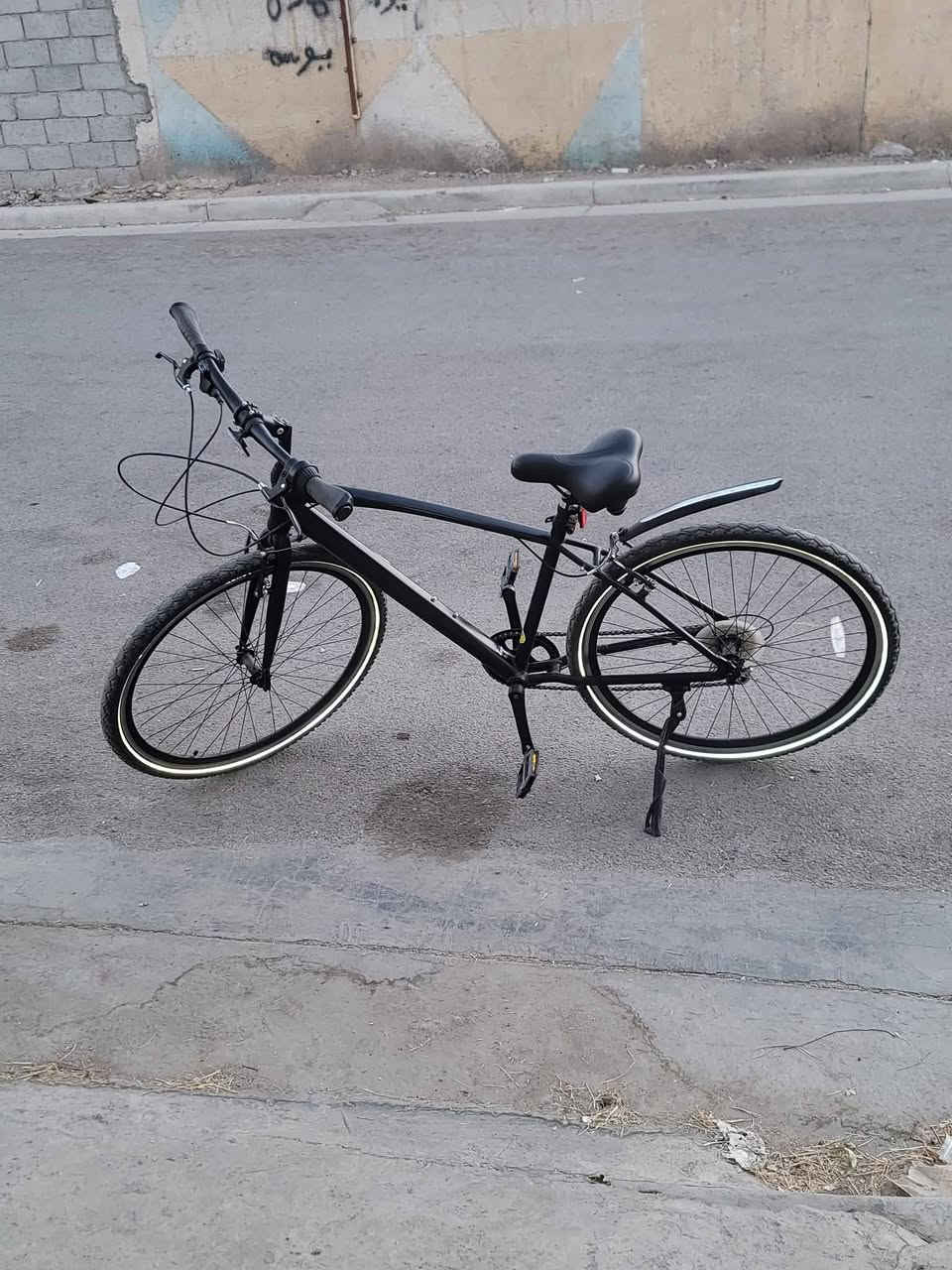 🚲 بايسكل HARBOR للبيع 🔥
بايسكل ماركة HARBOR، نظيف جداً وحالته ممتازة، استخدامه قليل وما مستعمل هواي.

📏 القياس: M
💰 السعر: 225 ألف
🤏 السعر بيه مجال جداً قليل
📍 المكان: بغداد، مقابيل كراج البياع
📞 ***********

واللي يعرف نوعية HARBOR يعرف قيمته.

للجادين فقط، السعر شبه نهائي، والمعاينة خير دليل على حالة البايسكل.
