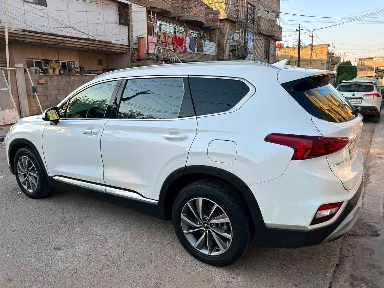 سنتافي 2019 وارد امريكي صور الحادث بالمنشور 
محرك 4 سلندر 2400 المرغوب لا تبخير ولا تنقيص 
ماشيه  57 الف حقيقي شرط جهاز 
رقم بغداد انكليزي سنوية بسمي تحويل مباشر رقم مميز مواليد
7 راكب 
 لون أبيض صدفي
بصمة عدد 2 
بصمة تشغيل وأبواب
تشغيل عن بعد وترحيب عند الاقتراب
 كاميرا خلفية 
حساس أمامي وخلفي 
صندوق كهربائي 
كشنات كهربائية 
بردات بالابواب الخلفية 
شاشة أندرويد كاربلي واندرويد اوتو 
سيارة فول ماعدا بانوراما 
السيارة بعدهة بوضع الشركة
تبريد محرك كير حدادية كله جديد شرط
السعر 143  ورقة جوه سوك ارخص سنتافي بالعراق

0771197632
