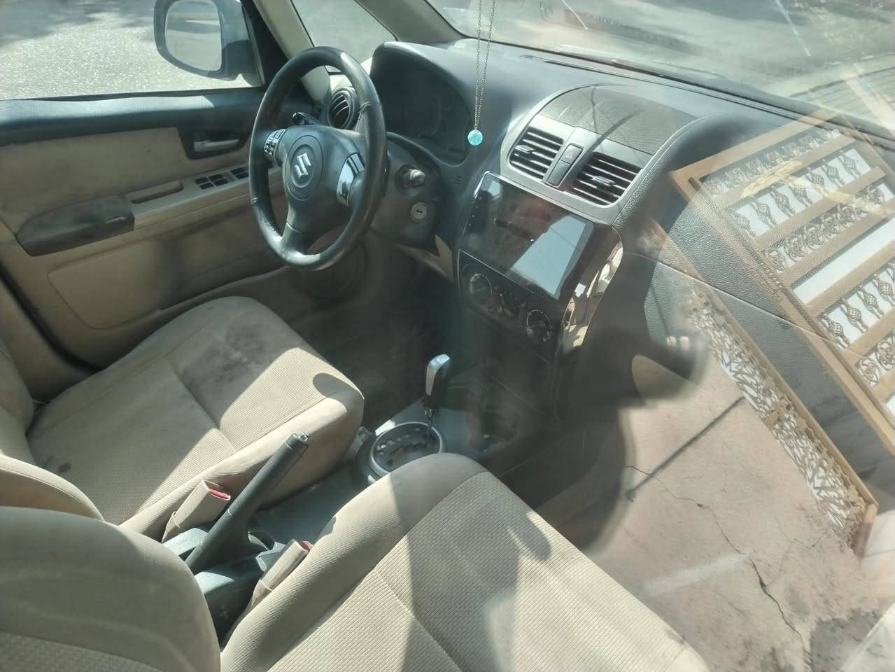 السلام عليكم ورحمة..
سيزوكي SX4.. 2014 جاهزه تبريد حداديه محرك... رقم البصره مكانه البصره ***********...تفاصيل موجود وت ساب واتصال 

السعر 72وبيه مجال...
