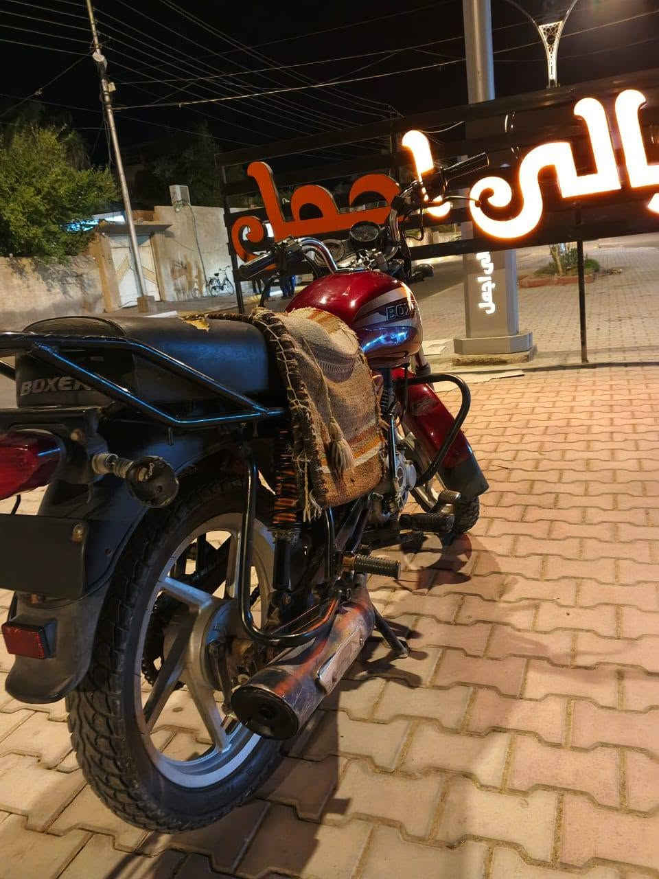 بوكسر 2019 بوكسر مرغوب كهربائياته كله مو شغاله مبدل بستم يتحمل أوزان عاليه السعر 450. وبي مجال قليل او مراوس عادي***********
