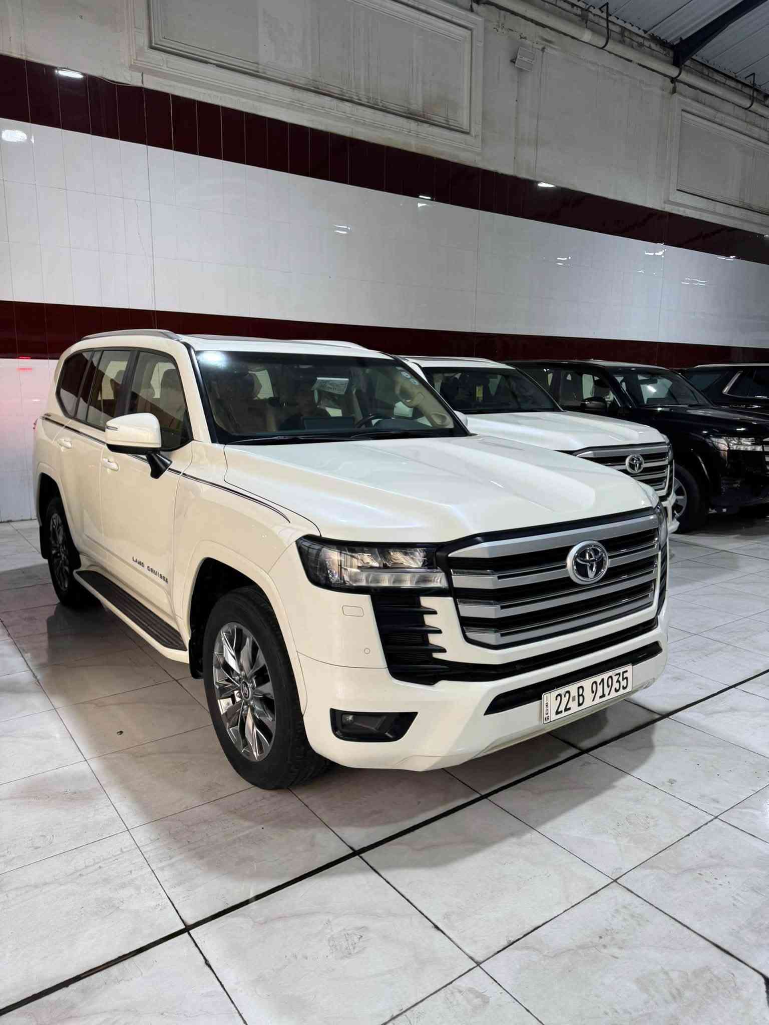 لاندكروز 2024ساز كفاله عامه ماشيه 25الف سياره اخت زيرو نضافه 100/100 مغلفه نانو GXR توين تيربو موصفات ساز لاستفسار ***********
