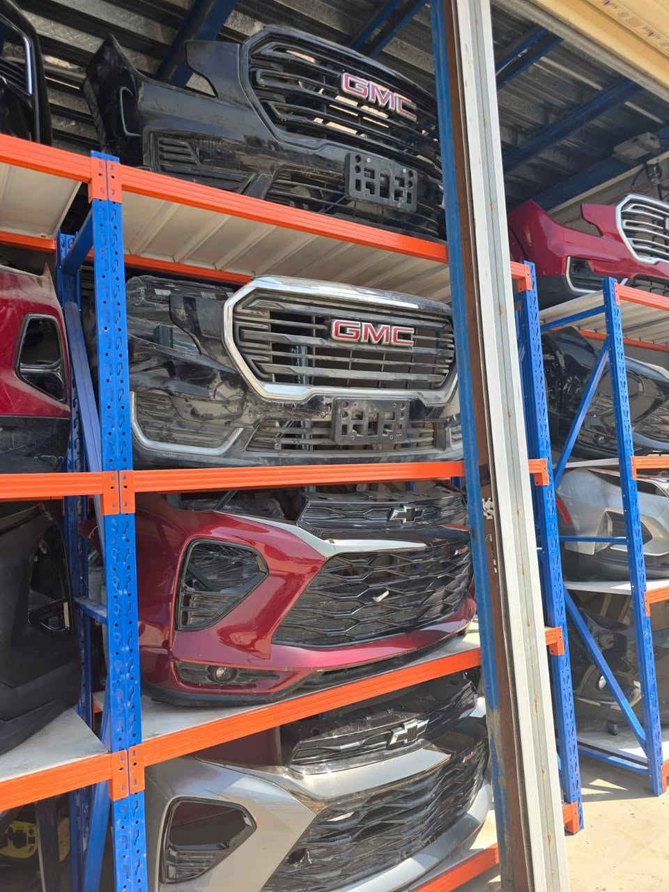 🚗🔥 توفر دعاميات السيارات الأمريكية!

يسر محلات المبارك لتجارة قطع غيار السيارات الأمريكية أن تعلن عن توفر دعاميات السيارات لموديلات متعددة:

🔹 شفروليه كوينكس 2018 – 2026
🔹 جي إم سي تيرين 2018 – 2026
🔹 جي إم سي أكاديا 2020 – 2026
🔹 شفروليه ترافرز 2018 – 2026
🔹 شفروليه تراكس 2024 – 2026
🔹 شفروليه ترايل بلايزر 2021 – 2026
🔹 شفروليه بلايزر 2019 – 2026

🛠️ متوفر:
✅ أصلي تفصيخ
✅ تجاري درجة أولى

📦 متوفر الآن

📞 للحجز والاستفسار:
*********** – ***********

📍 فروعنا:
البصرة – التحسينية – محلات نادي الجنوب
البصرة – شط العرب – شارع المهندس

🇺🇸 محلات المبارك لتجارة قطع غيار السيارات الأمريكية

نص مكتوب في الصور:
- معمل جاسم ***********
- معمل سلام ***********