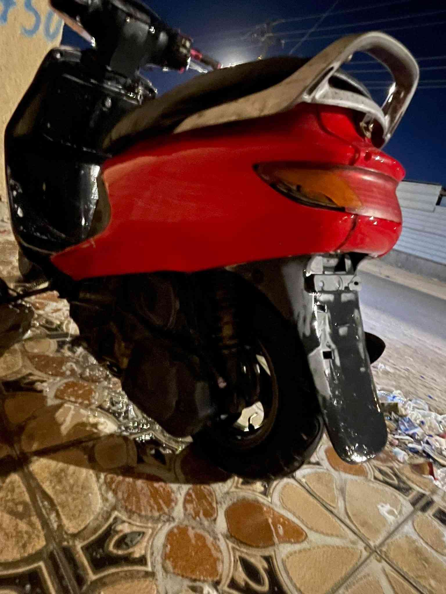 فراشه جاهزه كله مكينه تخبل لا تنقص ولا تبخر شرط دكه هندر بس عوزه كزوز طاك سلف شغال بس باتري لايت شغال سعره 250 وبيه مجال قليل قليل رقمي ***********
