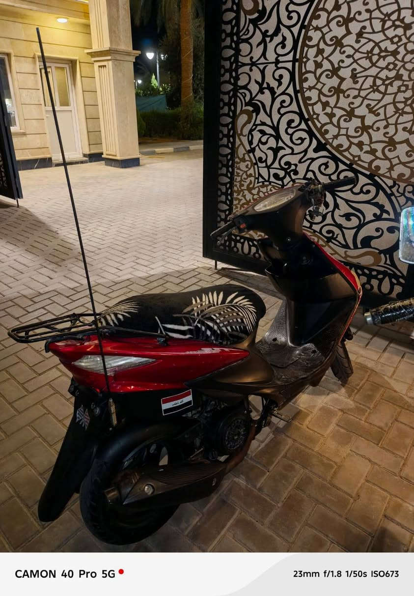 سلام عليكم اخوان عندي هاي الدراجه ماكس فول نضافه بيهه شلعه قويه عايزه فقط ابلك سعره الف دينار وسعره 230 وبيه مجال قليل /***********

نص مكتوب في الصور:
- CAMON 40 Pro 5G 23mm f/1.8 1/50s ISO673