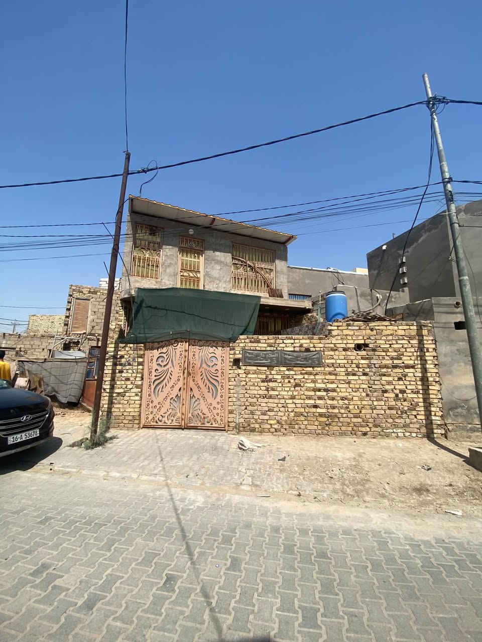 🏠 بيت للبيع – 110 متر

📍 الموقع: الفرع العيساوي، خلف بانزينخانة الشموس، يبعد عن الشارع العام حوالي 100 متر.

🏡 الطابق الأول:
• غرفة نوم
• صالة
• استقبال
• مطبخ

🏠 الطابق الثاني:
• غرفتان نوم

📞 للاستفسار والتواصل:
***********
***********
واتساب متوفر على الأرقام أعلاه.

🏢 مكتب المحيط لبيع وشراء العقار – الديوانية
